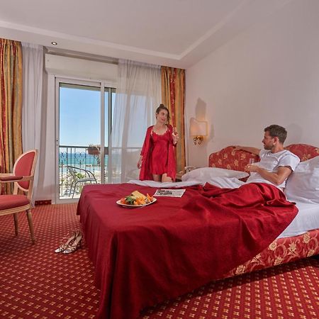Hotel Bristol Белларія-Іджеа-Марина Екстер'єр фото